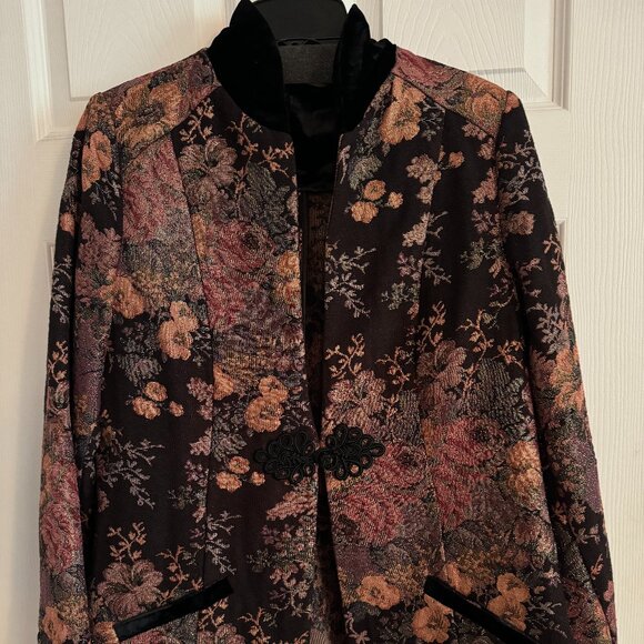 NWOT Soft Surroundings Autumn Evening Jacket Tapestry w Velvet Collar & Cuffs, L - Picture 1 of 12